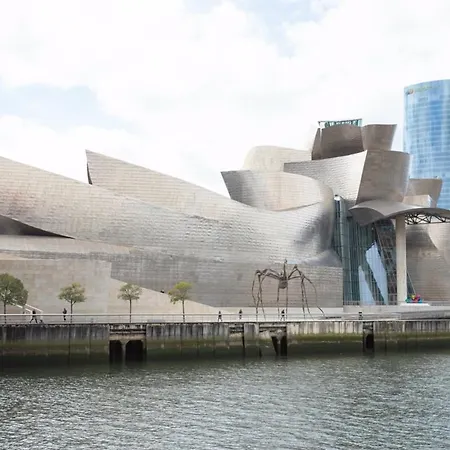 Casa de hóspedes H30 4*